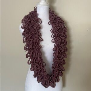 Chunky Knit Infinity Loop Scarf